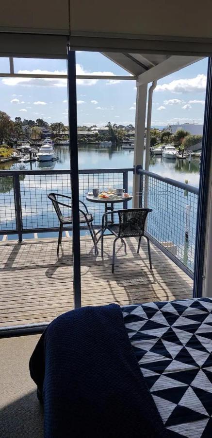 The View - Captains Cove Waterfront Resort Paynesville Exterior foto