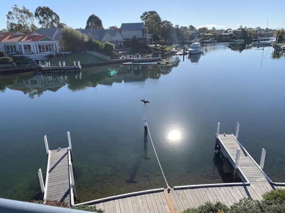 The View - Captains Cove Waterfront Resort Paynesville Exterior foto