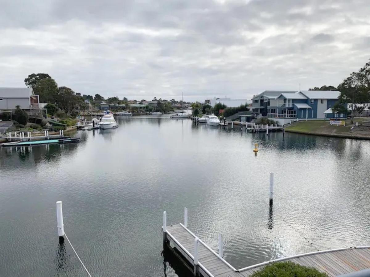 The View - Captains Cove Waterfront Resort Paynesville Exterior foto