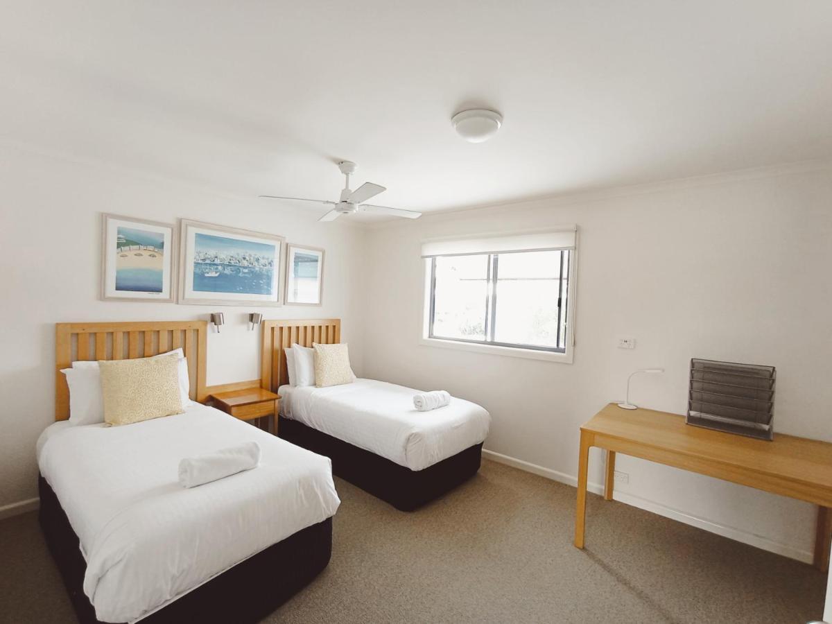The View - Captains Cove Waterfront Resort Paynesville Exterior foto