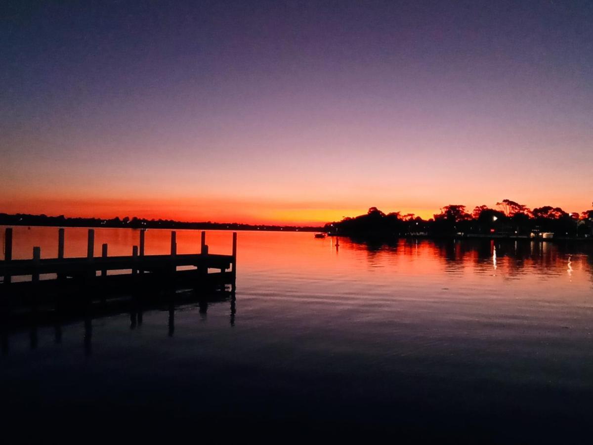 The View - Captains Cove Waterfront Resort Paynesville Exterior foto